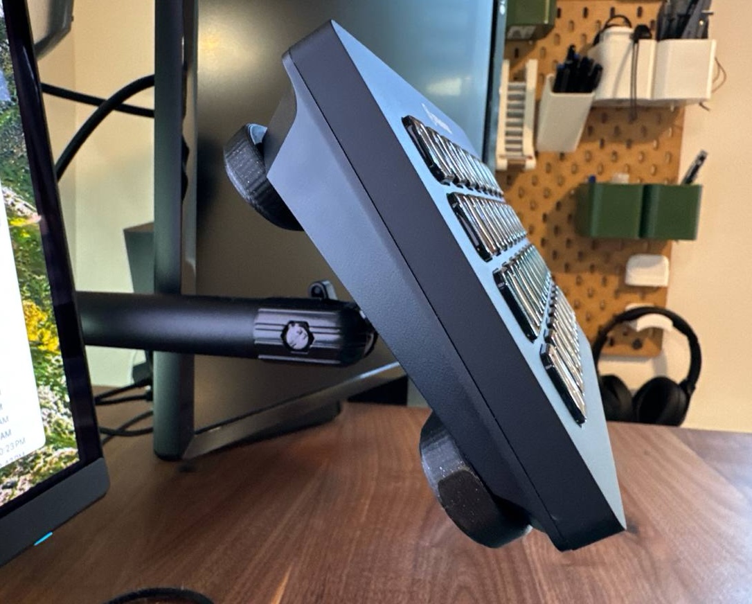 mounted stream deck